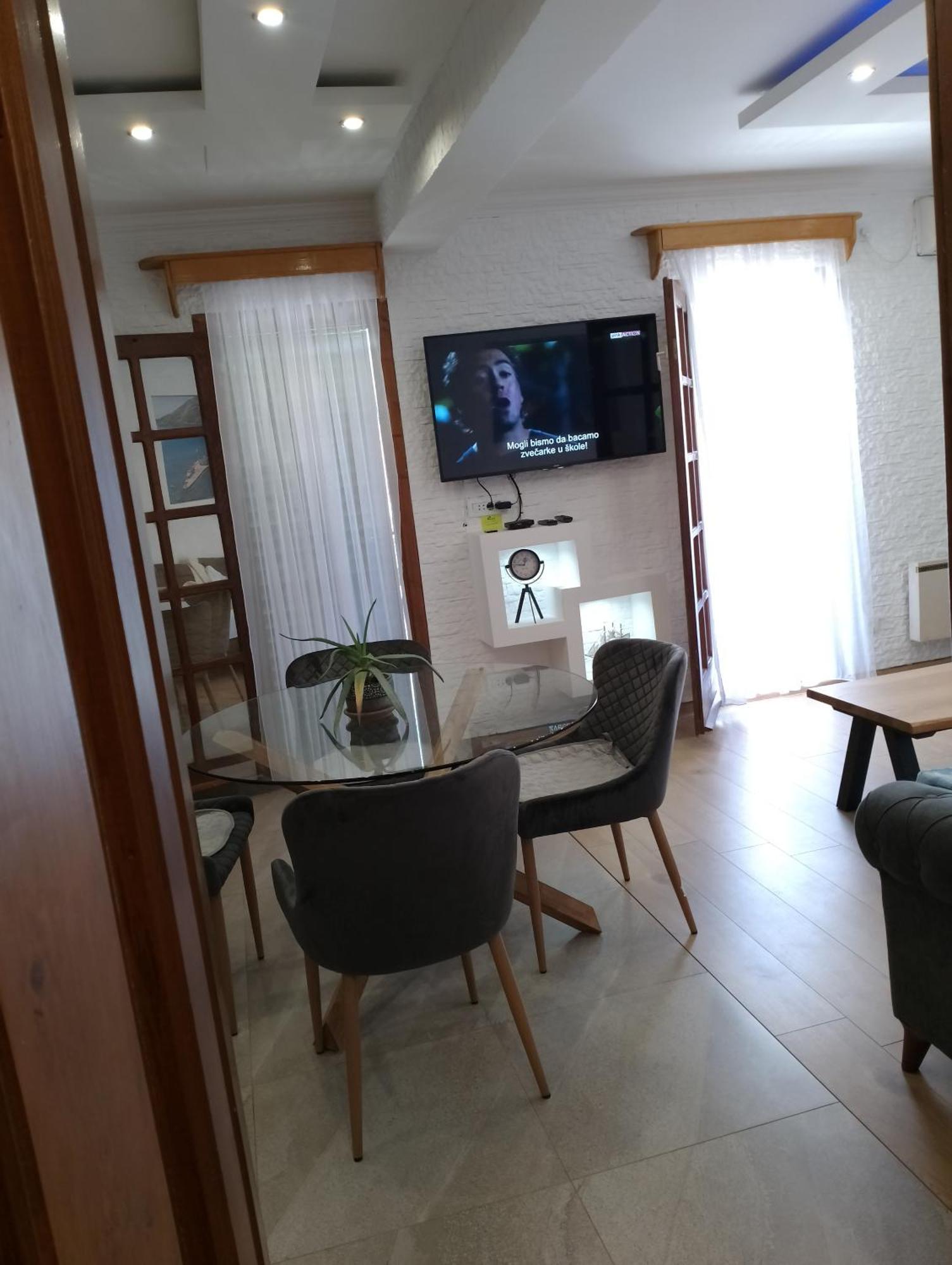 Apartment Ksenija Kotor Exterior foto